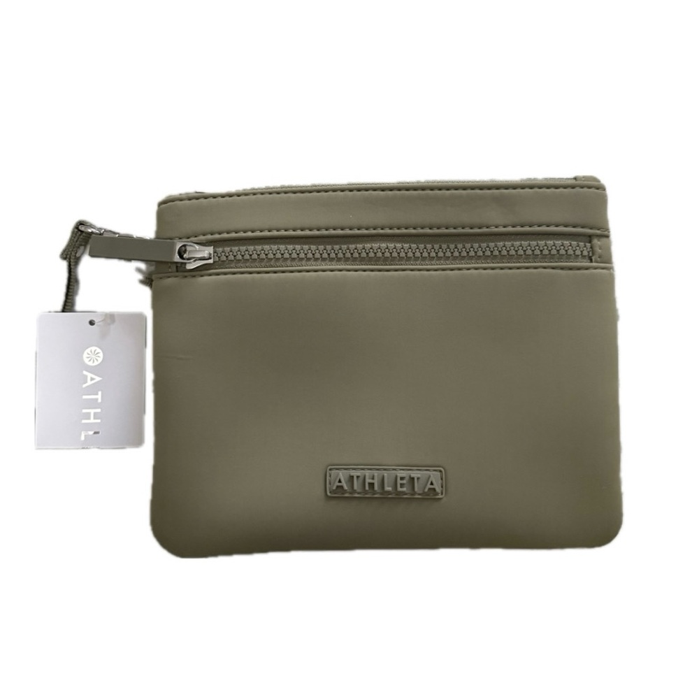Athleta | Sage Green Wristlet